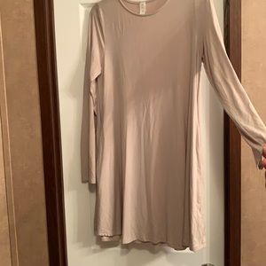 Long sleeve dress with pockets